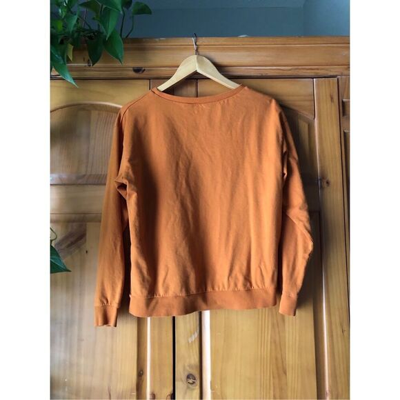 H&M Divided Size Médium Always on Fleek Sweatshirt - Picture 5 of 10